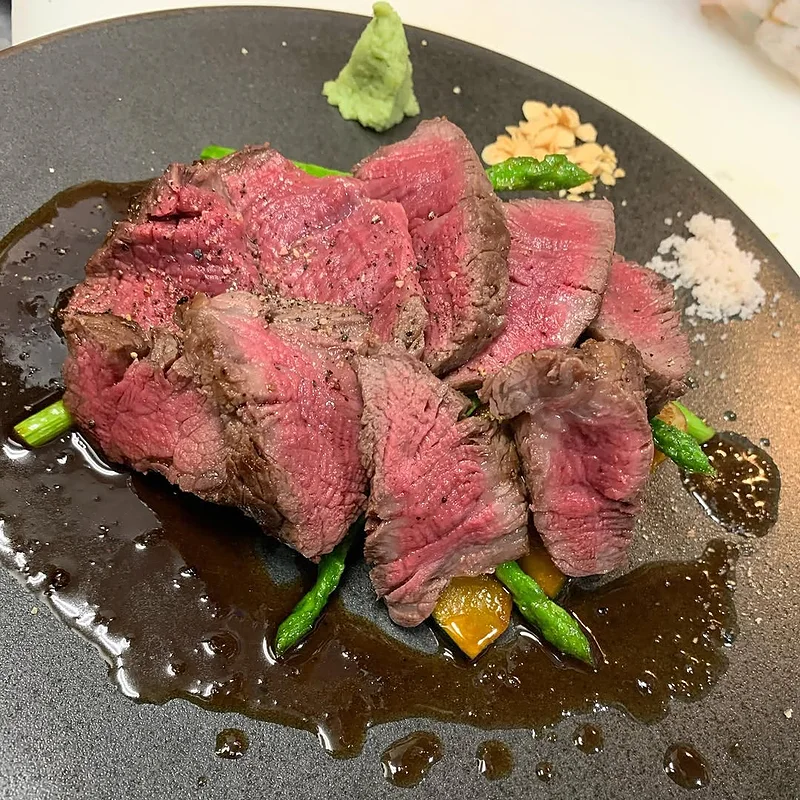 黒毛和牛リブロースのステーキ